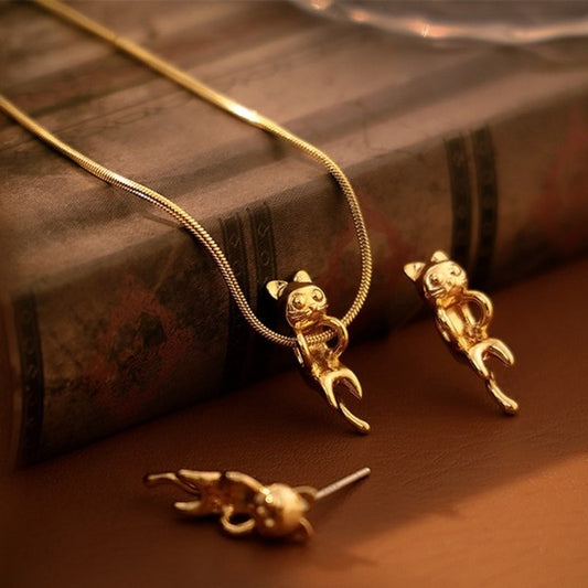 Movable Kitty Necklace